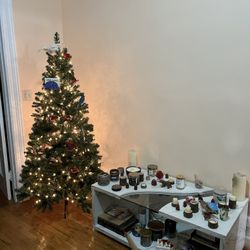 Coffee Table with Glass Shelf and Wheels