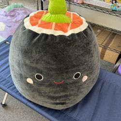 SQUISHMALLOWS  TOYS 