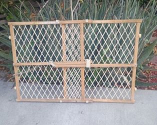 Gate Kids or Pets