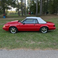 1992 Ford Mustang