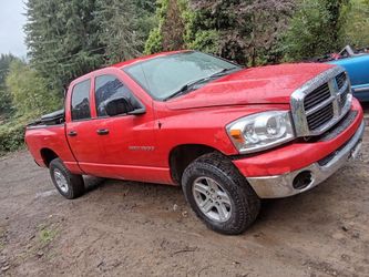 2007 Dodge ram 1500 4x4 4.7 ltr quad cab