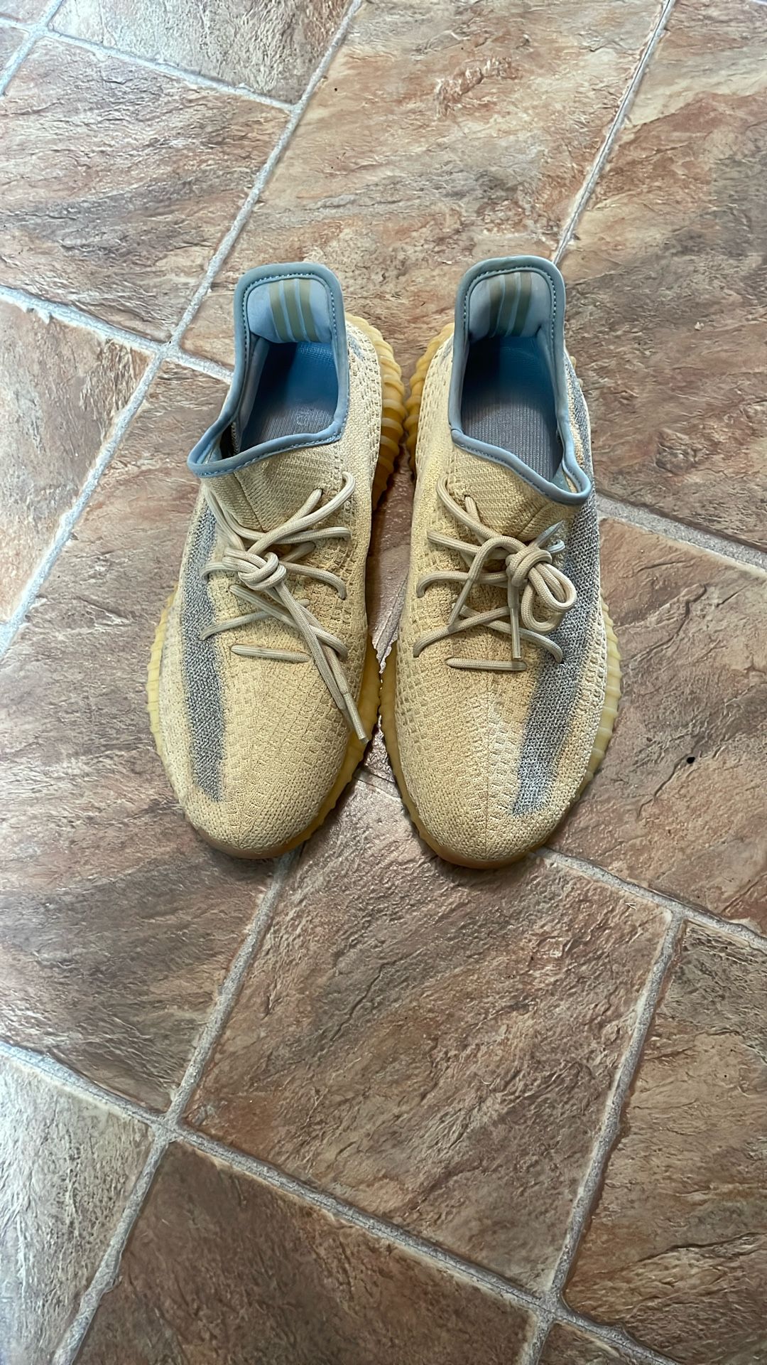 Yeezy Sneakers