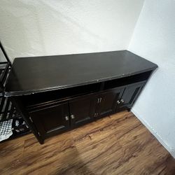 Cabinet/TV Stand