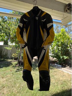 Dainese 1-Piece Leather Race Suit – Excellent Condition – Track/Racing