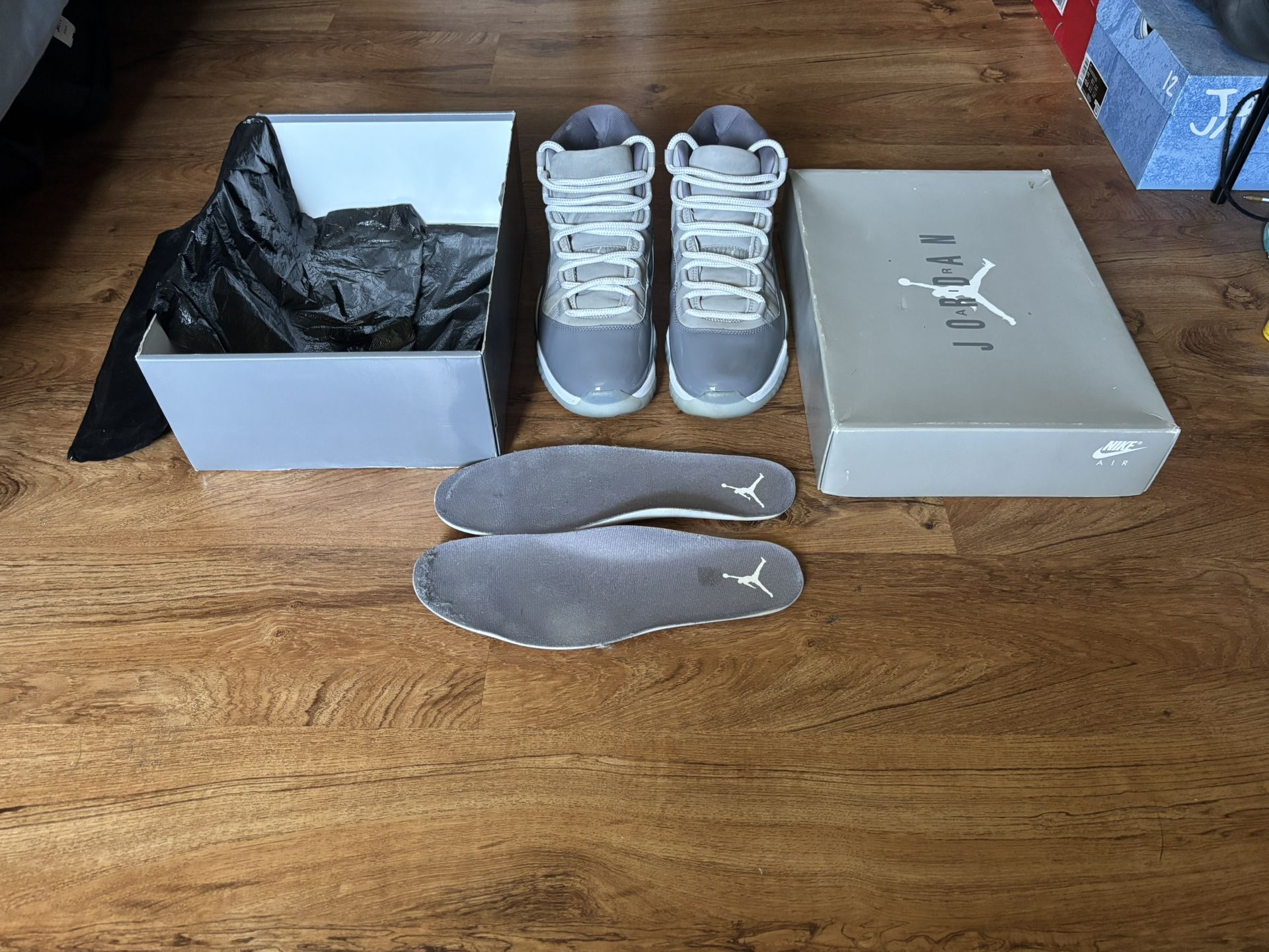 Jordan 11 Cool Grey