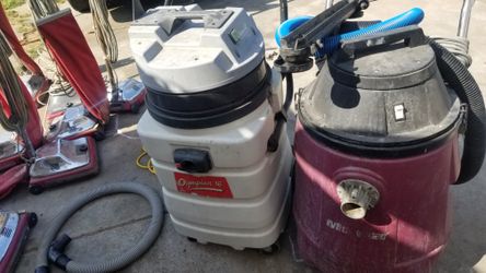 Used cleaning supplies Water extractor