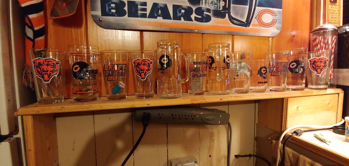 Chicago bear glass collection