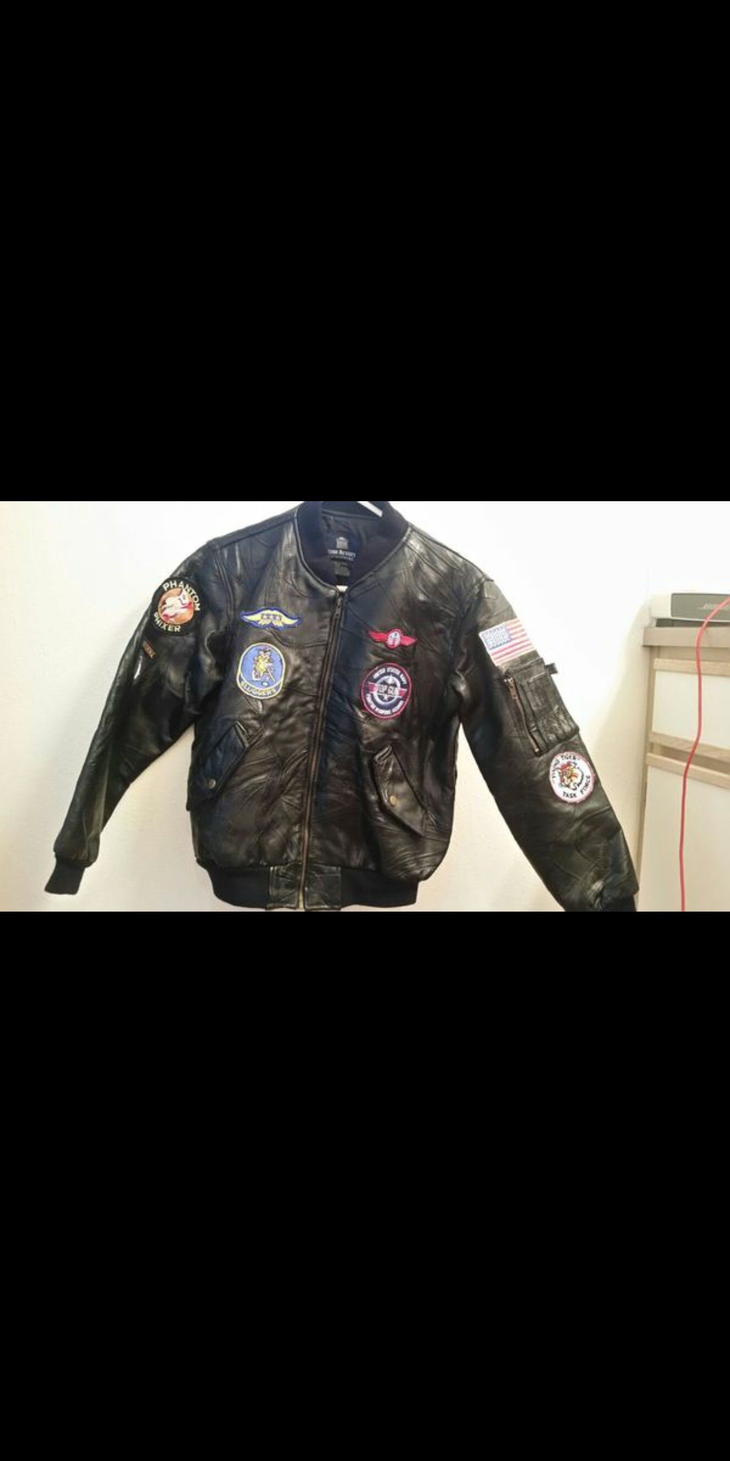 Knox Armory-Leather Bomber Jacket-Men's size M for Sale in Salem