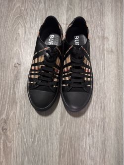 Burberry shoes 9.5
