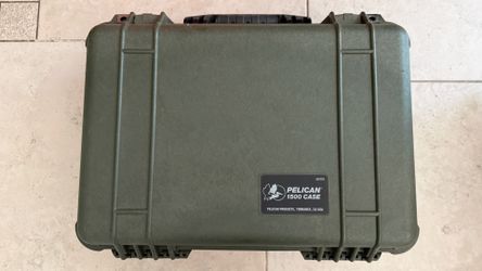 Pelican 1500 OD Green Protector Case, Preowned, Great Shape, No Issue Exterior: 18.5" x 14.06" x 6.93" (46.99 x 35.71 x 17.6 cm)