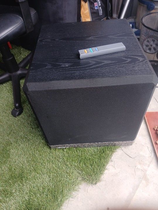 Servo, F Series, Velodyne, 100 Watt, Subwoofer.