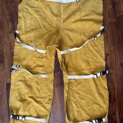 5330 Bourbon Brown Cowhide Split Leg Waist Apron / Chaps