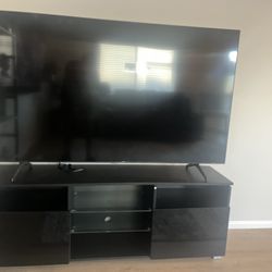 Samsung 65 inch UHD 4K TV and TV Stand combo