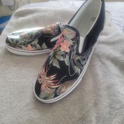 Cool Tropical Flower Slip Ons