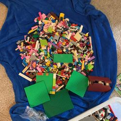 Lots Of Legos Some Sets 