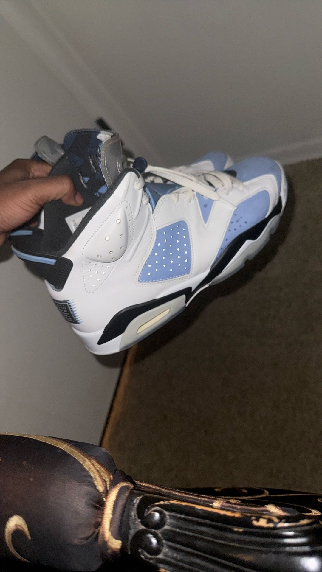 Jordan 6 UNC Blue