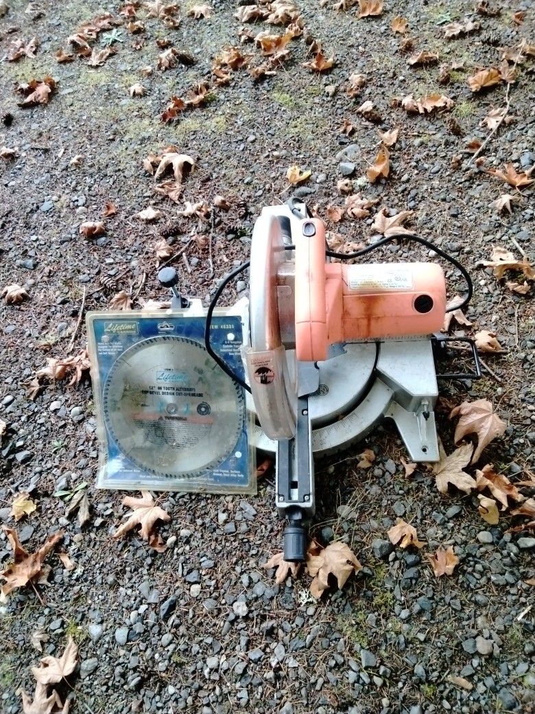 12" Compound Miter Saw