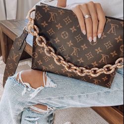 Authentic New Louis Vuitton Toiletry 26 Pouch! Hard To Find!! Discontinued 