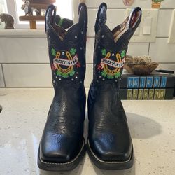 NWOT Tony Lama Lucky Star Boots
