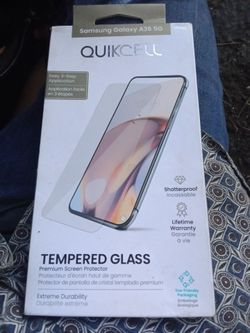 Tempered glass screen