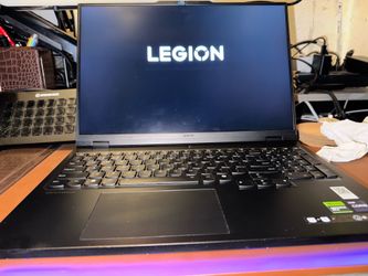 Lenovo 16" Legion Pro 7i Gaming Laptop, RTX 4090, i9, Mint