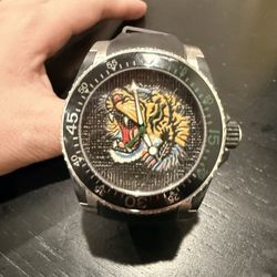 100% authentic Gucci Dive Watch （Quartz 40mm）