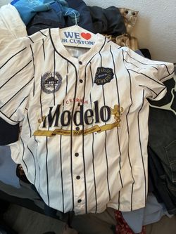 Modelo Jersey Shirt