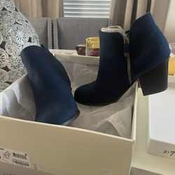 Bootie Boots Size 7 35 Each. 