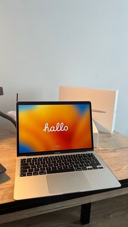 MacBook Air M1 — 8GB RAM / 256GB SSD