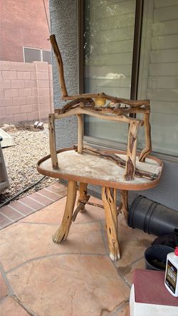 Parrot perch