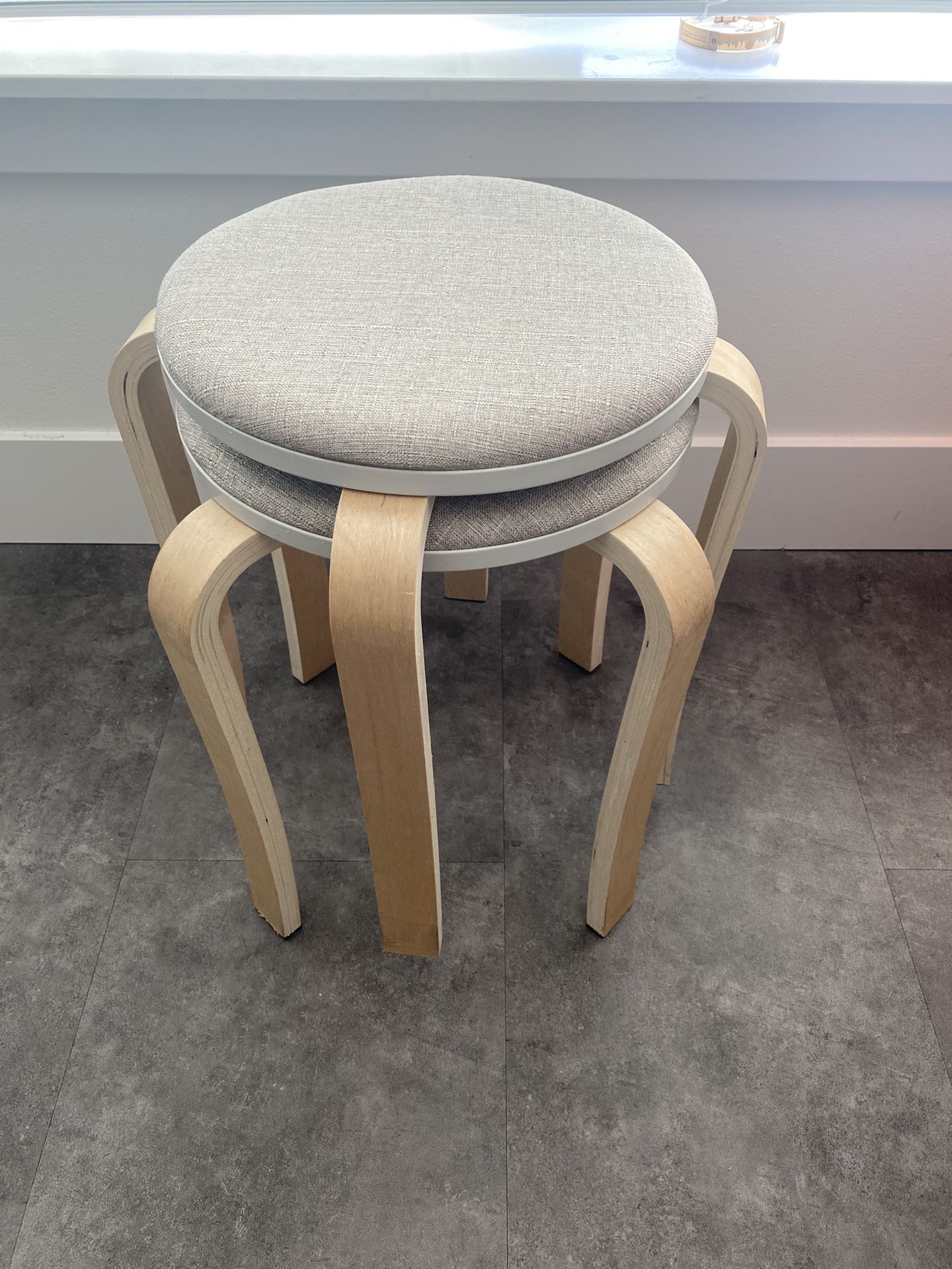 WINZONE Wood Stools, Set of 2 Round Upholstered Backless Stackable Stool Chairs Bentwood Seat for Dinning, Kitchen, Home, Garden, Living and Classroom