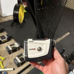 Bushnell V4 Range Finder