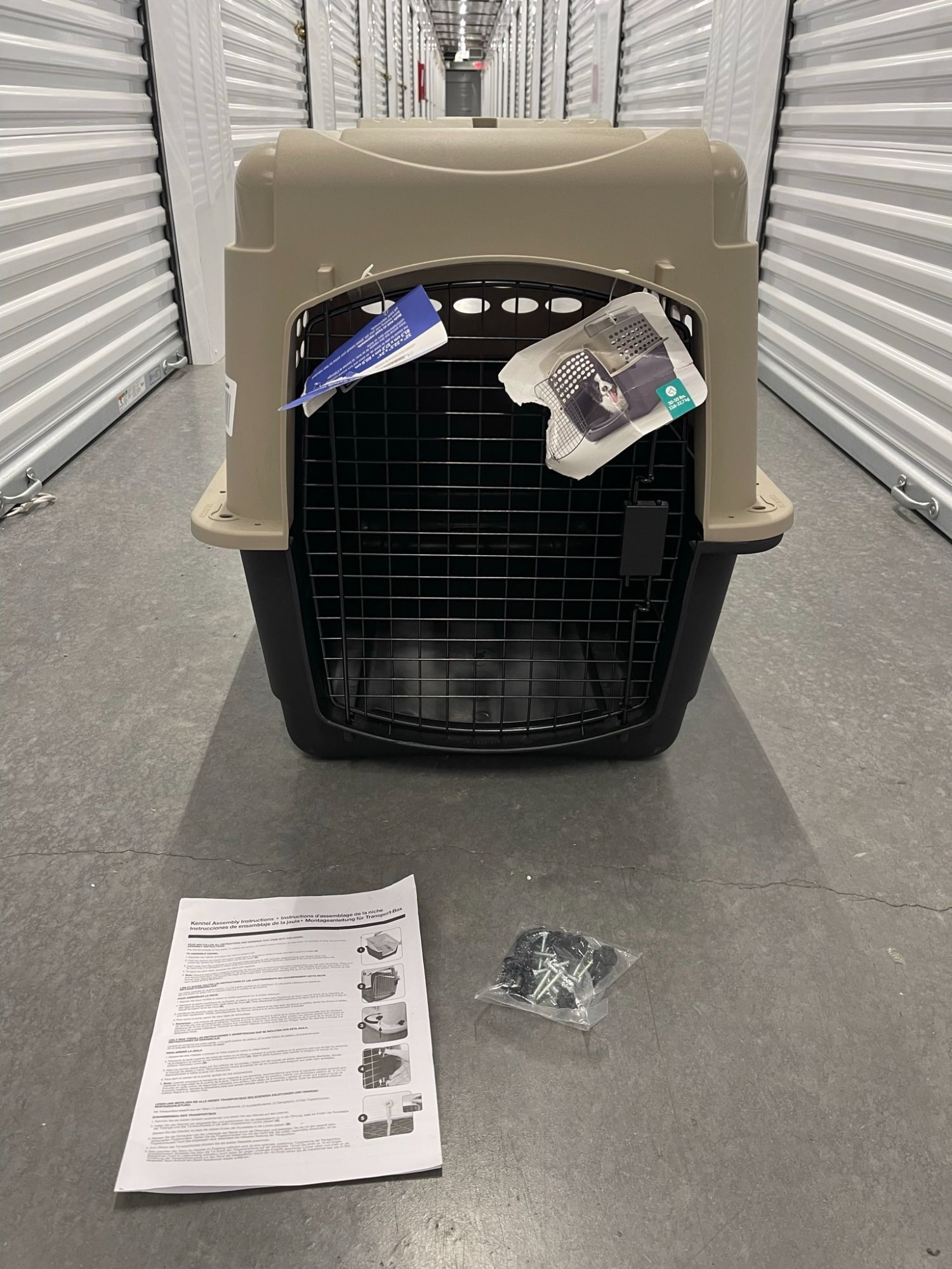 Brand New PetMate Vari Medium Dog Kennel Crate 28” 20 - 30 Pounds Taupe Black  