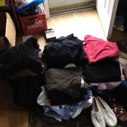 Women's lot clothes 50$