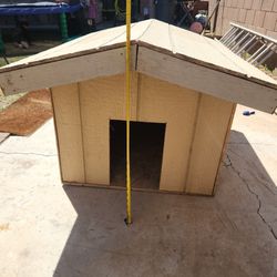 Dog House For Sale 