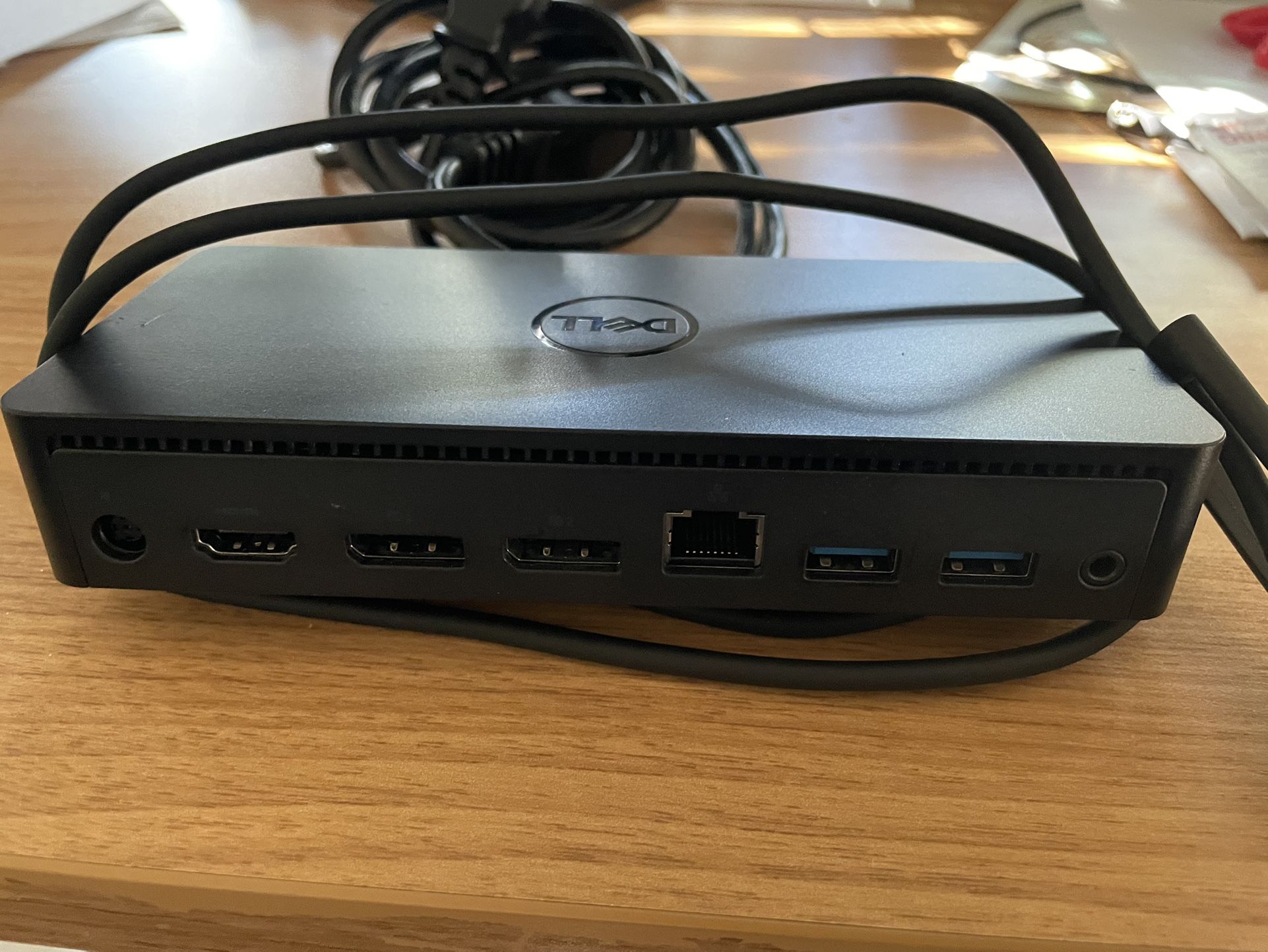 Dell Docking Station Dual Monitor with USB 3.0 & USB C - Universal Dock