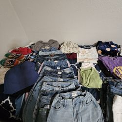 Girls/Jr.s Clothing 
