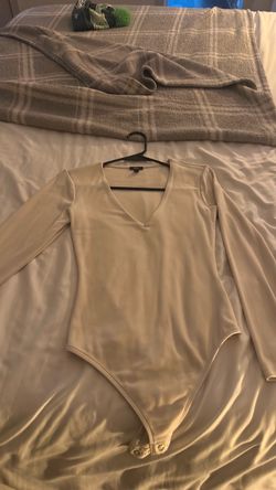 Long Sleeve V-Neck Bodysuit