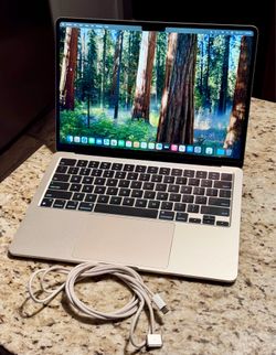 13” MacBook Air M2