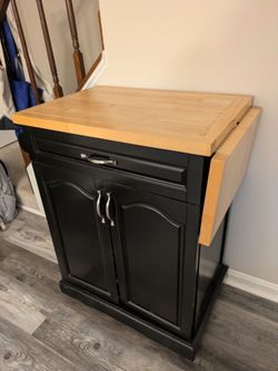 Portable kitchen island