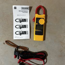 Fluke Test Tools Set. 