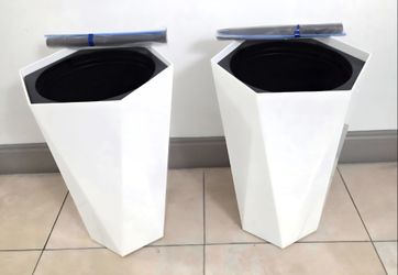 PAIR of 16" (Tall) White Hexagonal Mobile Planters w Water Monitoring (2 for $60) @ Lasting Creations