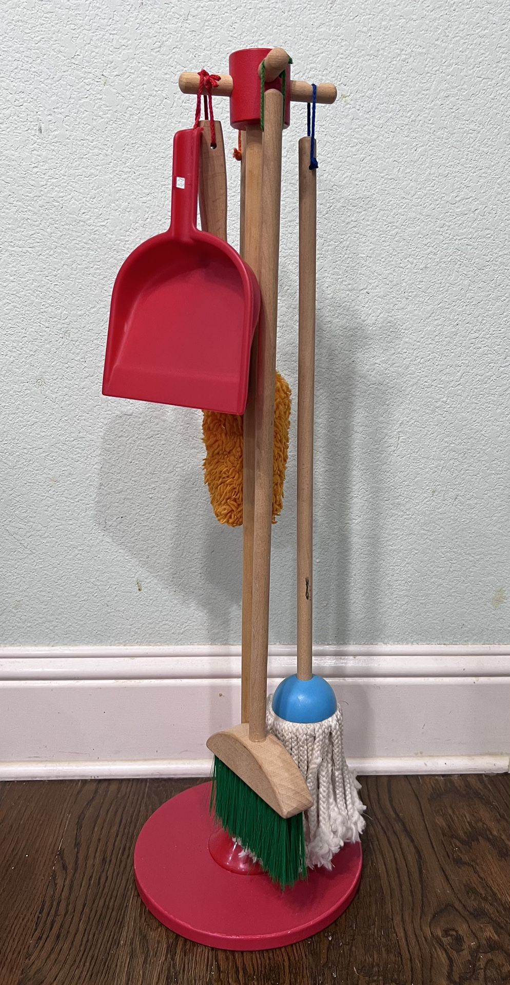 Melissa & Doug Preschool Cleaning Set