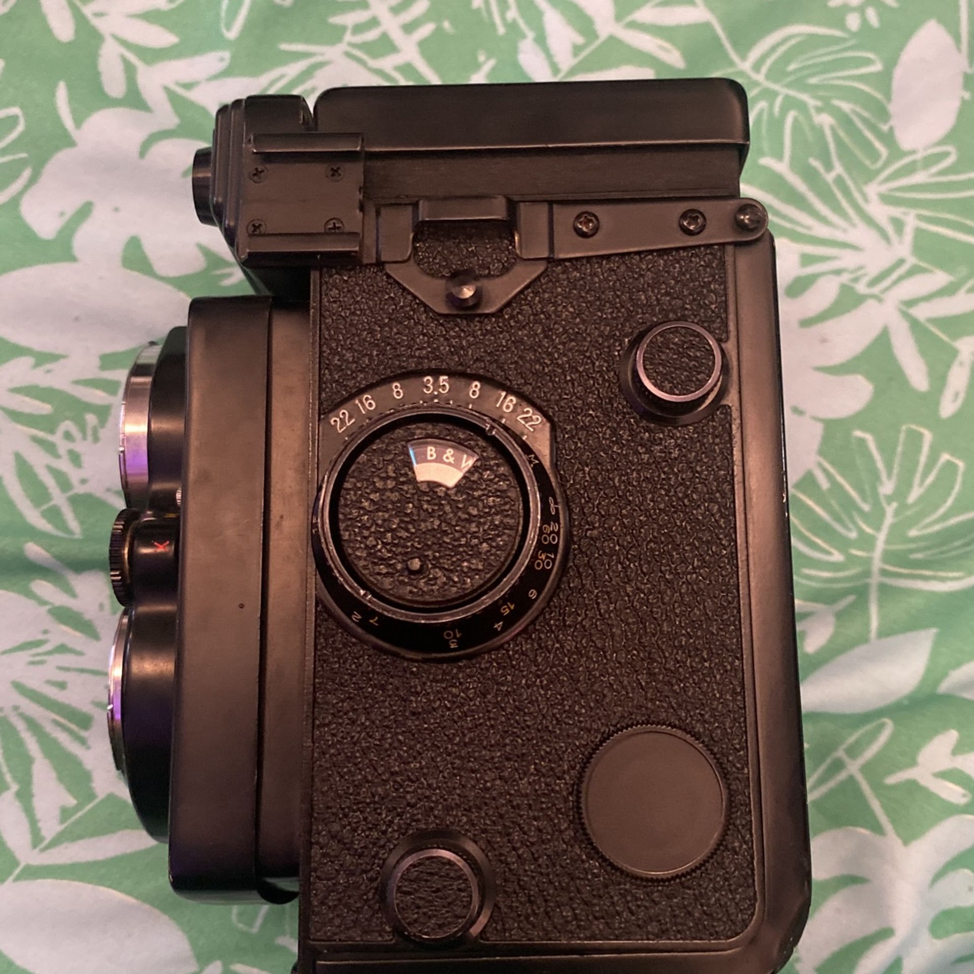 Yashica Mat 124G Film Camera