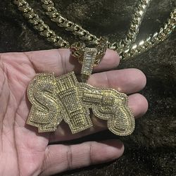 Diamond Pendant Sets