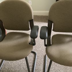 Set Of 2 Office Chairs Excellent Condition 