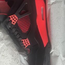 Jordan Retro 4 