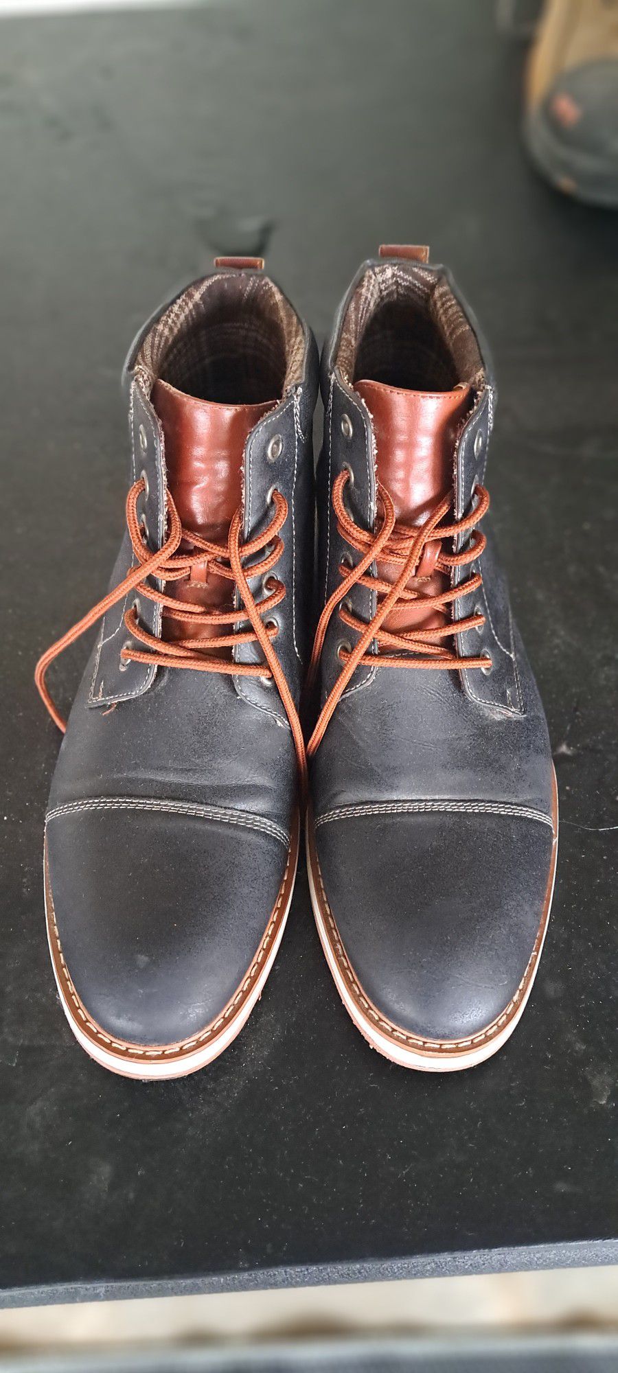 Ferro Aldo Boots Size 10