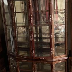 Buffet/China Cabinet