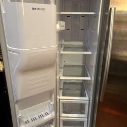Samsung Freezer Shelves/Trays/Ice Box
